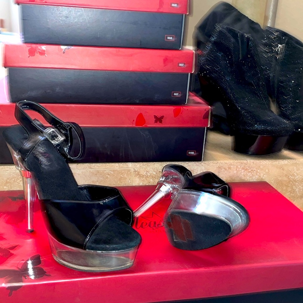 NWOB Pleaser Heels Pig Suede w/Blings Size 9